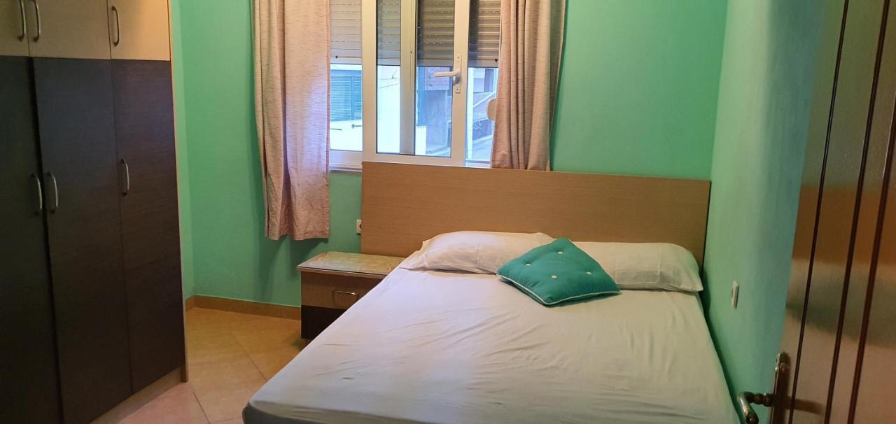 Enjoy Apartment Саранда Екстер'єр фото