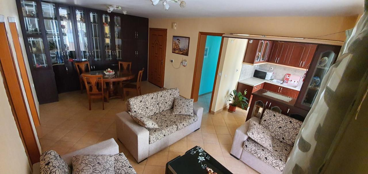 Enjoy Apartment Саранда Екстер'єр фото
